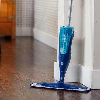 https://www.bona.com/globalassets/shared/homeowner/products/a/nam/mops/motion-mop/powerplus-motion-spray-mop-all-in-one-system-short-fb.jpg?preset=mobile-square